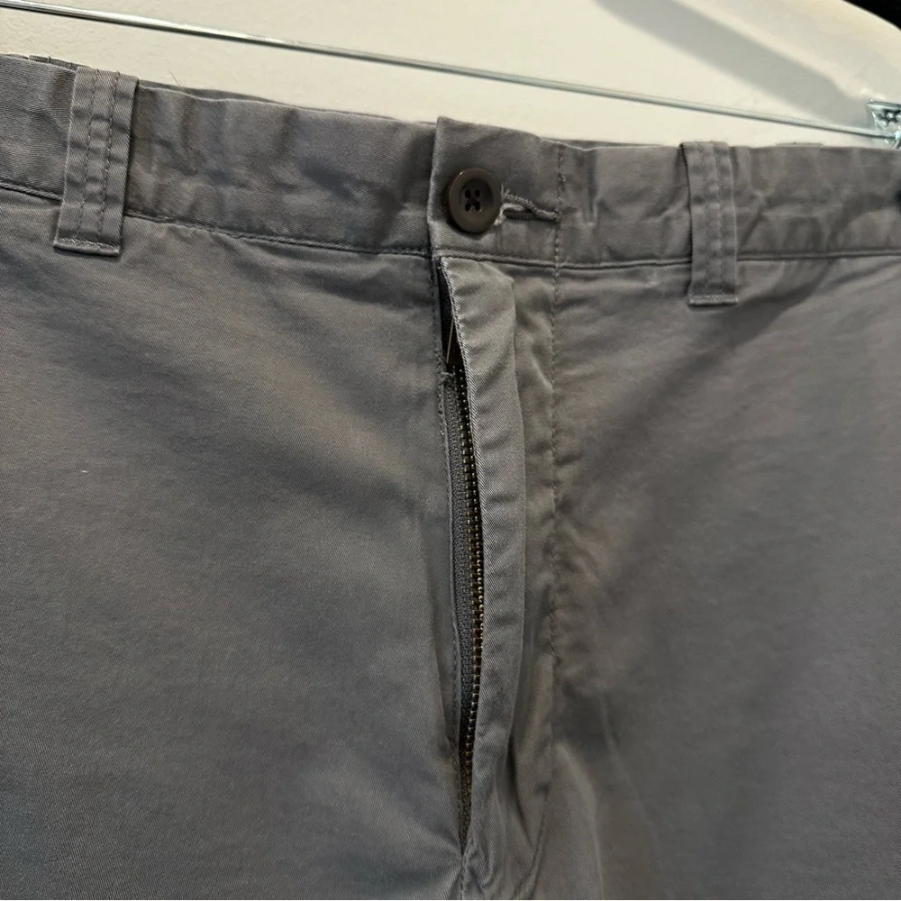J Crew 10.5” Stretch Chino Shorts For Men Size 36 Gray Neutral Casual Golf Polo